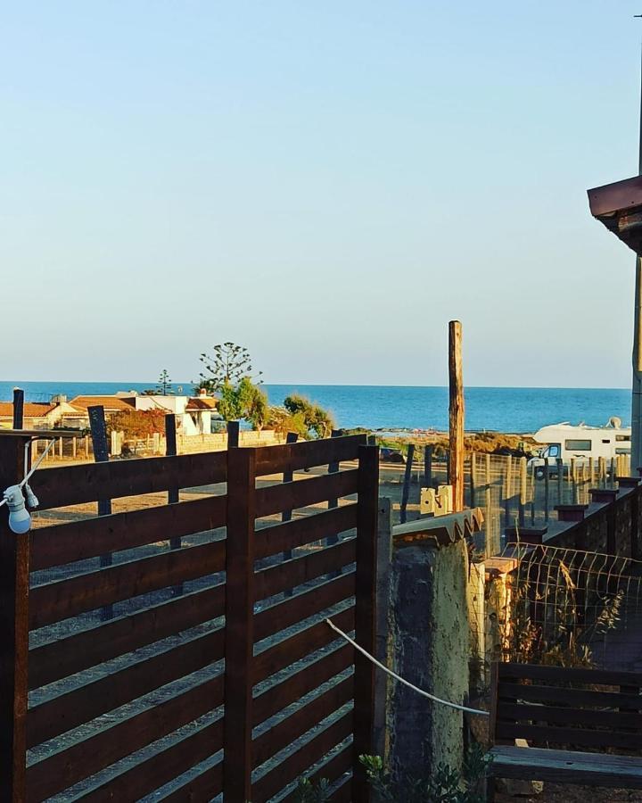 I Due Mari Lägenhet Portopalo Di Capo Passero Exteriör bild